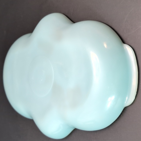 Vintage Fire king Delphite Blue Milk Glass Divided Tray with Gold Trim. - Picture 4 of 8